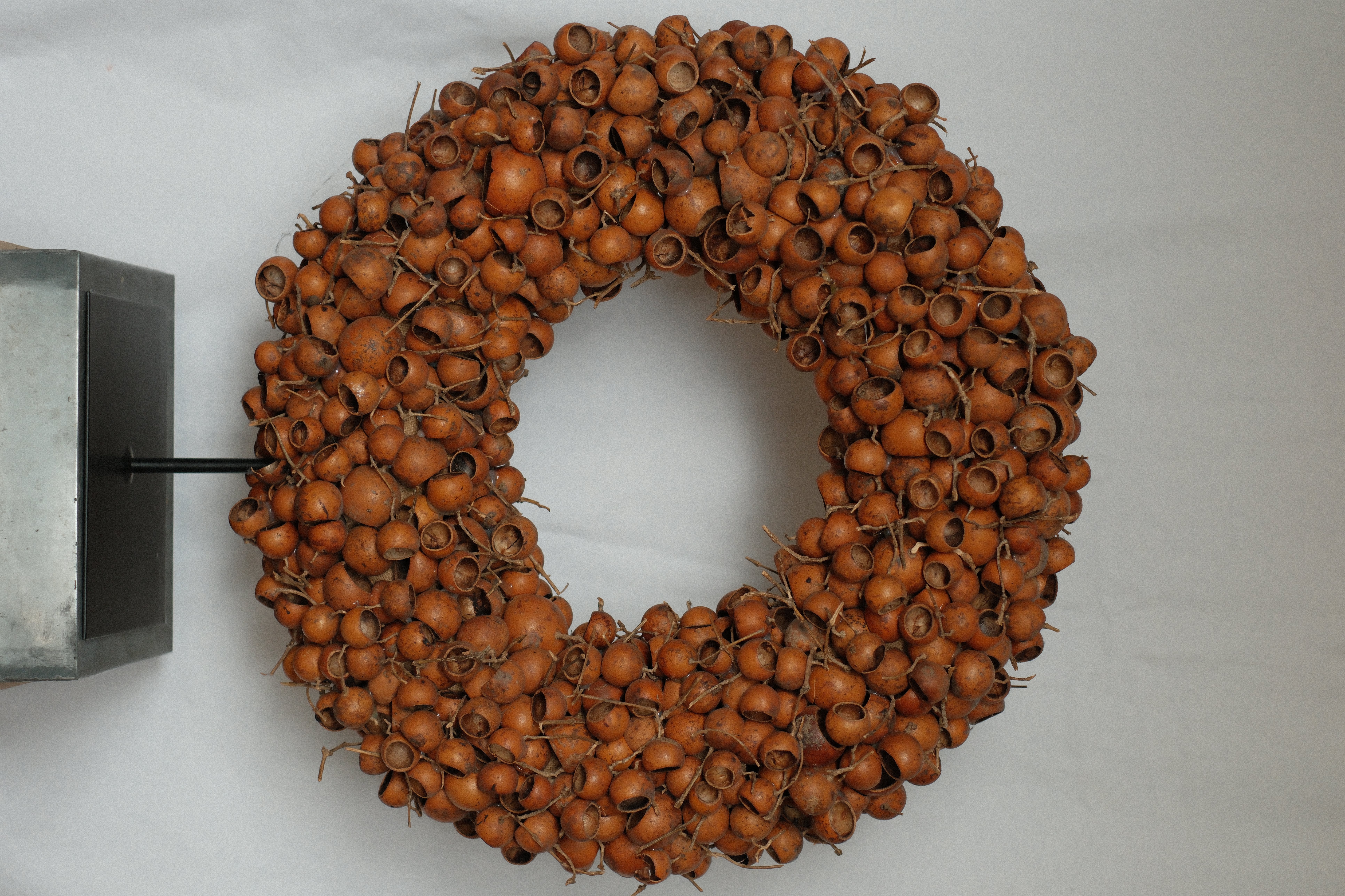 Nut wreath