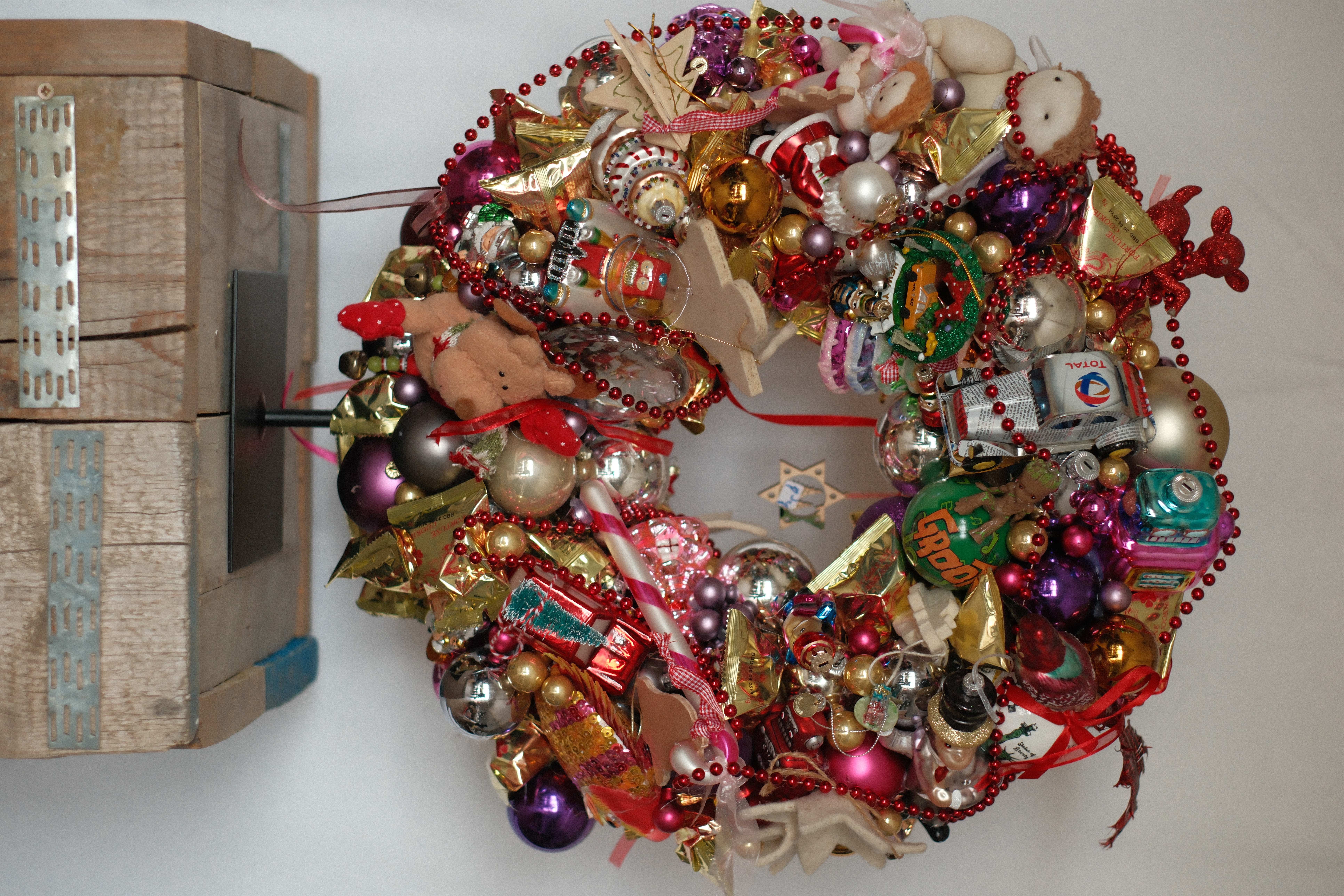 Ornament wreath